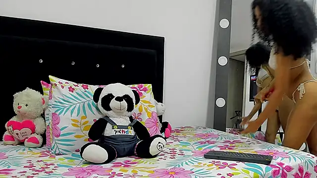 Snapshot of DanielaWane chatting on February 26, 2026, 11:37 pm DanielaWane online show from February 26, 2026, 11:37 pm