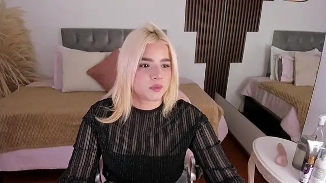 BarbieHannaB  online show from February 19, 2026, 6:59 pm