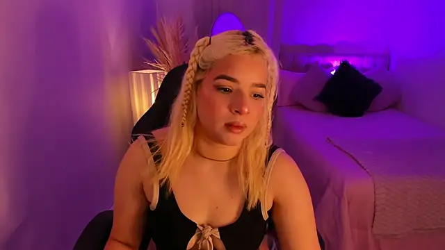 BarbieHannaB  online show from February 26, 2026, 7:02 pm