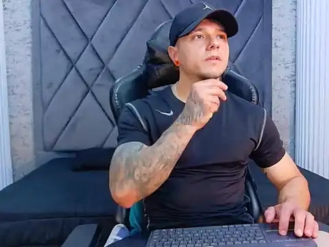 TYSONRICH1 online show from February 26, 2026, 6:18 pm