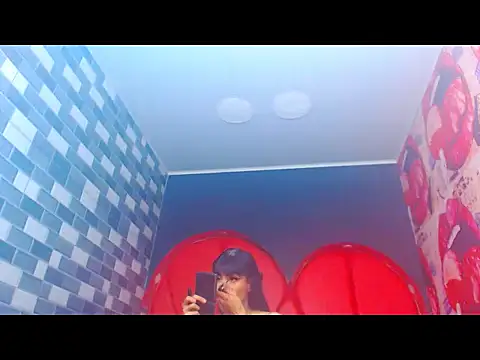 Snapshot of charlottxjuless chatting on February 19, 2026, 2:02 pm charlottxjuless online show from February 19, 2026, 2:02 pm