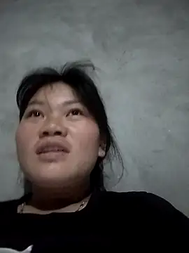 Snapshot of Baby_flower_1 chatting on February 16, 2026, 8:10 am Baby flower 1 online show from February 16, 2026, 8:10 am