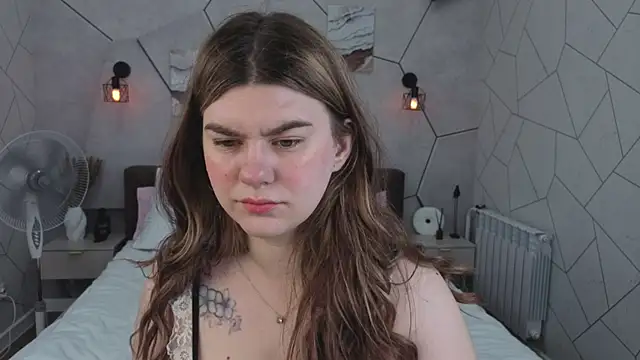 Snapshot of zoe_j0y chatting on February 19, 2026, 1:45 am zoe j0y online show from February 19, 2026, 1:45 am