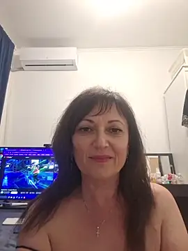 SaraGina online show from March 19, 2026, 9:52 pm