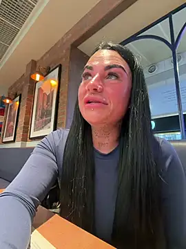 Snapshot of Darkfantisyx chatting on March 15, 2026, 3:45 am Darkfantisyx online show from March 15, 2026, 3:45 am