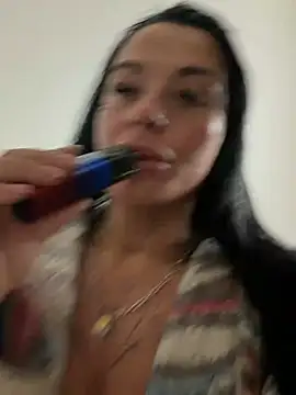 Snapshot of Darkfantisyx chatting on March 24, 2026, 9:14 am Darkfantisyx online show from March 24, 2026, 9:14 am