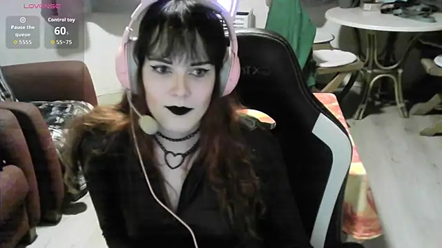 Snapshot of Samanteased chatting on February 17, 2026, 10:38 pm Samanteased online show from February 17, 2026, 10:38 pm