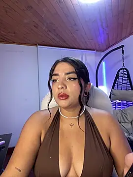 Snapshot of Midary_pink chatting on February 20, 2026, 12:51 am Midary pink online show from February 20, 2026, 12:51 am