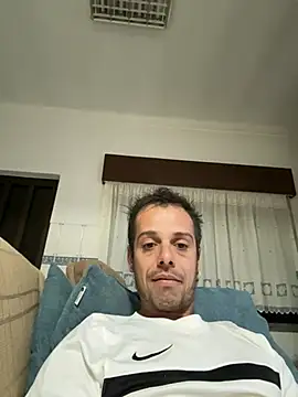 Snapshot of vieiratiago963 chatting on May 24, 2026, 10:15 pm vieiratiago963 online show from May 24, 2026, 10:15 pm