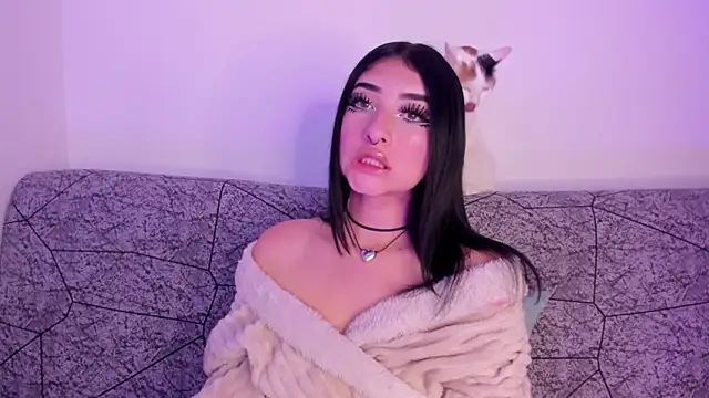 Kattengel  online show from June 18, 2026, 10:58 pm