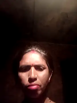 Snapshot of Hot_re83 chatting on February 27, 2026, 7:03 pm Hot re83 online show from February 27, 2026, 7:03 pm