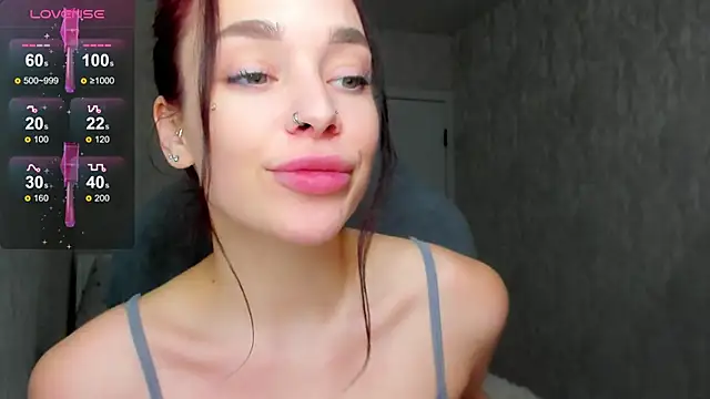 milkbrownn online show from March 5, 2026, 9:38 am