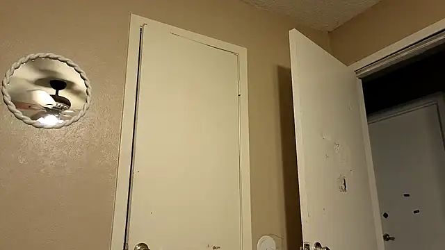 MissBella0969 online show from April 22, 2026, 2:18 pm