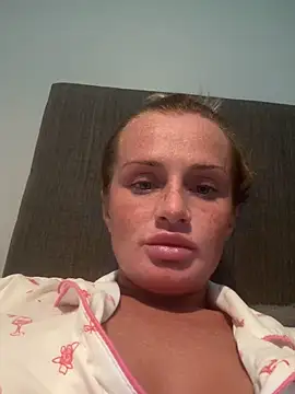 jadey19x online show from May 5, 2026, 4:37 pm
