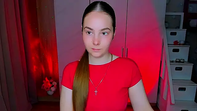Snapshot of Maddy_Wood_ chatting on May 18, 2026, 9:04 am Maddy Wood online show from May 18, 2026, 9:04 am