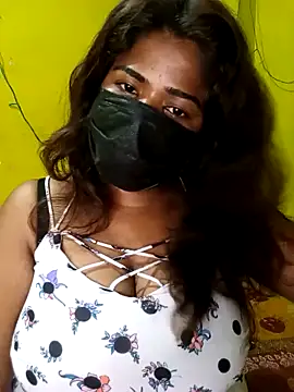 Snapshot of NISHHAA chatting on May 5, 2026, 7:44 pm NISHHAA online show from May 5, 2026, 7:44 pm