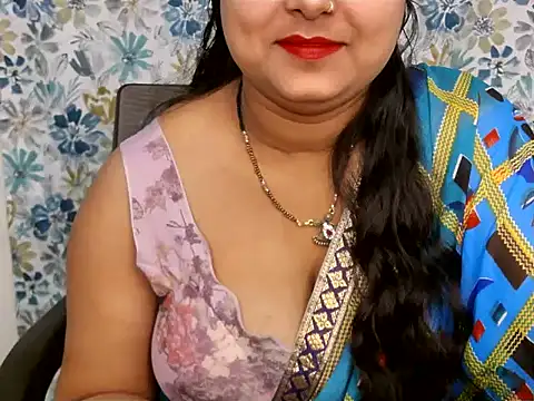 Snapshot of YOUR_URVI_ chatting on February 25, 2026, 7:40 am YOUR URVI online show from February 25, 2026, 7:40 am
