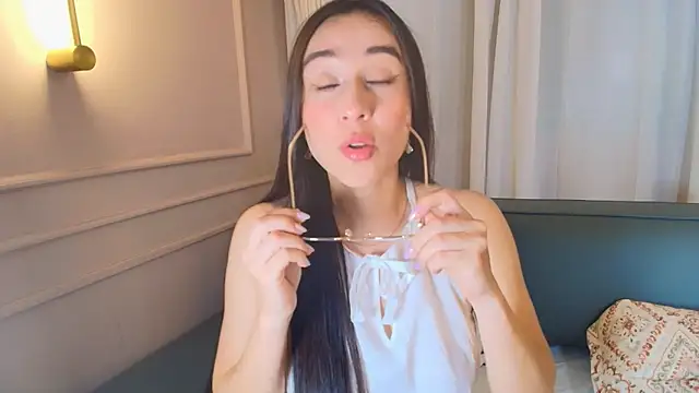 Dorothy valerisse online show from March 18, 2026, 10:51 am