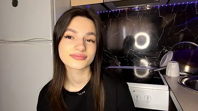 Kosandra k online show from April 5, 2026, 1:08 pm