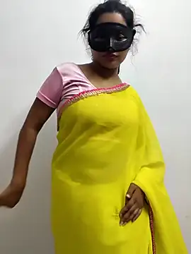 Cute-aryaa online show from April 13, 2026, 5:29 pm