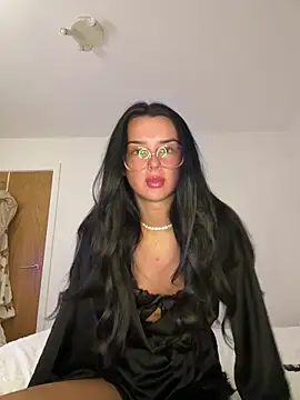 Snapshot of Amberbanxx chatting on February 17, 2026, 7:09 pm Amberbanxx online show from February 17, 2026, 7:09 pm