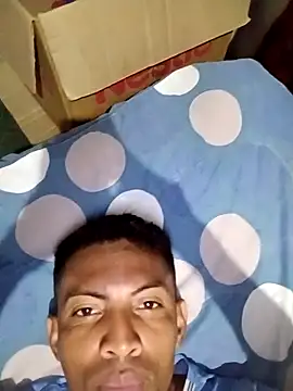 Snapshot of Isma123_bo chatting on February 19, 2026, 12:56 pm Isma123 bo online show from February 19, 2026, 12:56 pm