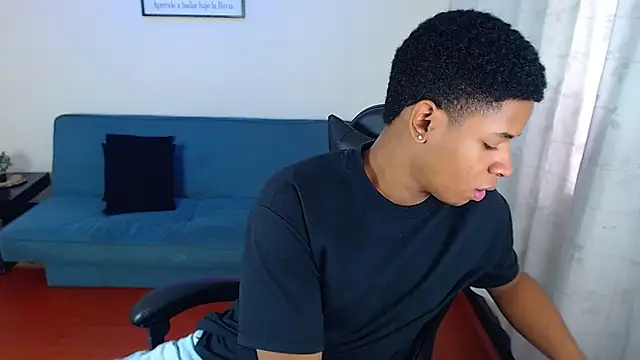 liiam3 online show from March 23, 2026, 9:19 pm