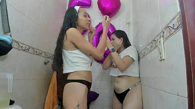 Snapshot of Princedemonlindasdestroy chatting on May 26, 2026, 7:32 pm Princedemonlindasdestroy online show from May 26, 2026, 7:32 pm