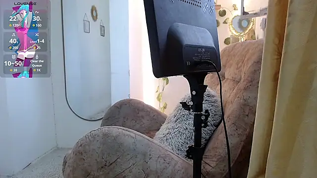 Snapshot of dark_dreams_ chatting on July 4, 2026, 7:42 pm dark dreams online show from July 4, 2026, 7:42 pm