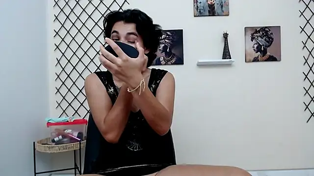 Snapshot of skinnysexy18 chatting on April 28, 2026, 7:52 pm skinnysexy18 online show from April 28, 2026, 7:52 pm