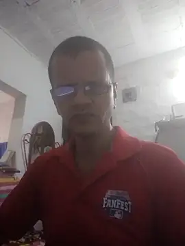 Snapshot of Roque-74 chatting on February 19, 2026, 12:56 pm Roque-74 online show from February 19, 2026, 12:56 pm