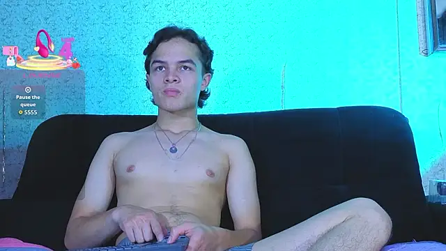 Ebony and boy pm online show from March 5, 2026, 9:55 pm