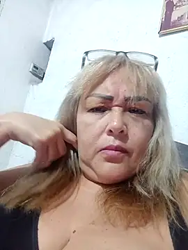 Snapshot of milena202610 chatting on February 26, 2026, 1:37 am milena202610 online show from February 26, 2026, 1:37 am