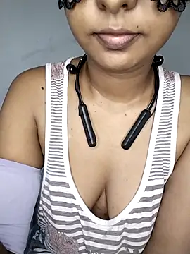 ASHANYA JAYASOORIYA online show from May 26, 2026, 10:00 am
