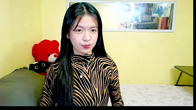 Luna Moonfang online show from July 28, 2026, 12:29 am