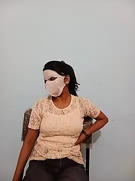 Taniyasingh69 online show from April 24, 2026, 7:22 am