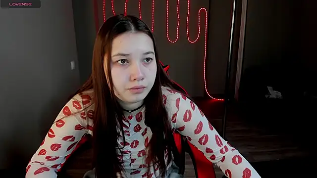 KatrineEvvans online show from February 25, 2026, 6:34 am