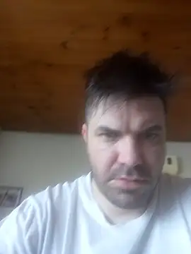 Snapshot of Churrillo chatting on April 18, 2026, 12:53 pm Churrillo online show from April 18, 2026, 12:53 pm