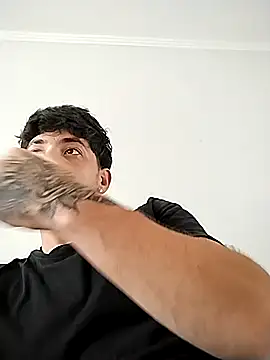 Snapshot of machodotado97 chatting on February 19, 2026, 5:42 pm machodotado97 online show from February 19, 2026, 5:42 pm