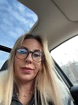 LisaMurr online show from March 9, 2026, 9:24 am