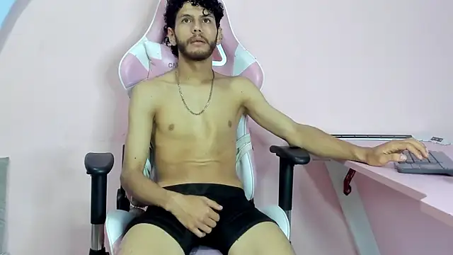 LuckySammer online show from February 19, 2026, 2:46 pm