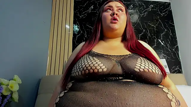 Snapshot of Hanna_Baker__ chatting on February 17, 2026, 6:14 pm Hanna Baker online show from February 17, 2026, 6:14 pm