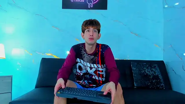 Spicy guys online show from February 24, 2026, 12:58 pm