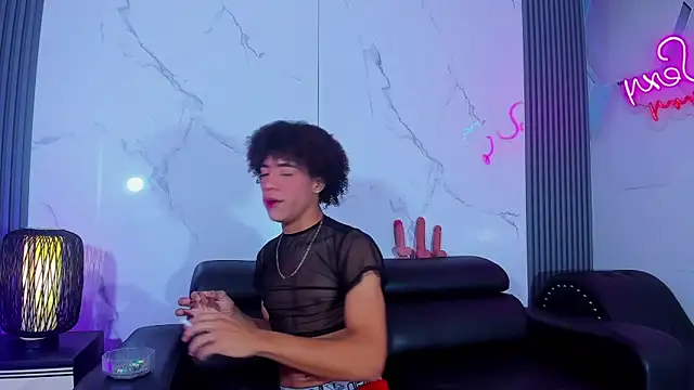 Spicy guys online show from May 12, 2026, 1:08 pm