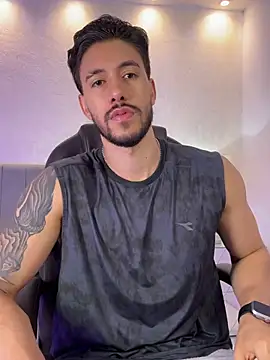 Snapshot of evans_campbell1 chatting on February 24, 2026, 11:25 pm evans campbell1 online show from February 24, 2026, 11:25 pm