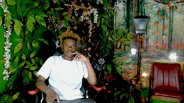 Snapshot of Darkiin_FTM chatting on February 28, 2026, 3:51 am Darkiin FTM online show from February 28, 2026, 3:51 am