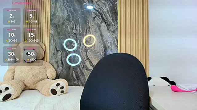 Snapshot of scarlett_lumi chatting on February 20, 2026, 10:27 am scarlett lumi online show from February 20, 2026, 10:27 am