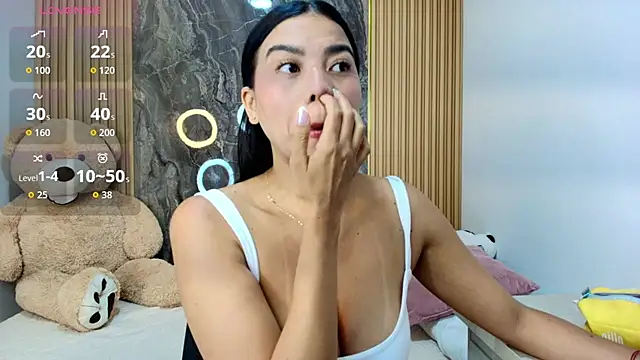 Snapshot of scarlett_lumi chatting on February 23, 2026, 9:39 am scarlett lumi online show from February 23, 2026, 9:39 am