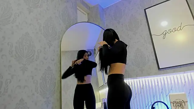 beautydoll18  online show from May 8, 2026, 10:42 am