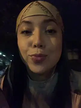 Snapshot of Valery_nn chatting on March 1, 2026, 4:03 am Valery nn online show from March 1, 2026, 4:03 am